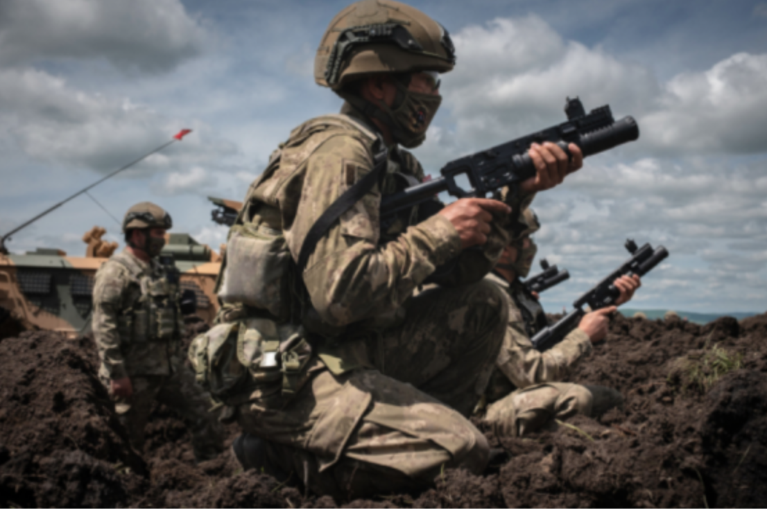 Stop au bellicisme dangereux